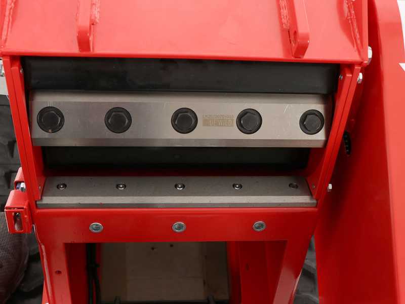 GTM GTS 1300 RG TRACK - Broyeur de branches autotract&eacute; &agrave; chenilles - Moteur Loncin G420F