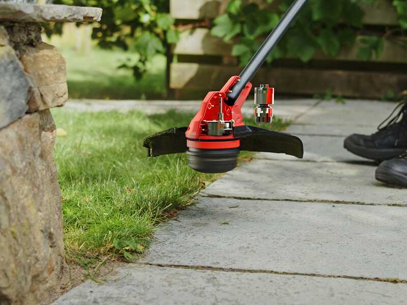 PROMO - Skil 0250 - D&eacute;broussailleuse &agrave; batterie - 20V 2.5Ah
