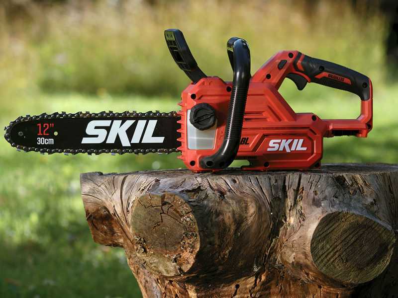 Skil 0534CA - Tron&ccedil;onneuse &agrave; batterie - Barre de 30 cm - SANS BATTERIE ET SANS CHARGEUR