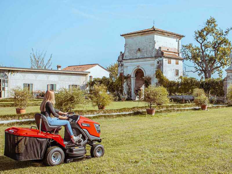 Snapper RPX102 - Tondeuse autoport&eacute;e - Briggs&amp;Stratton 656cc - Bac de ramassage