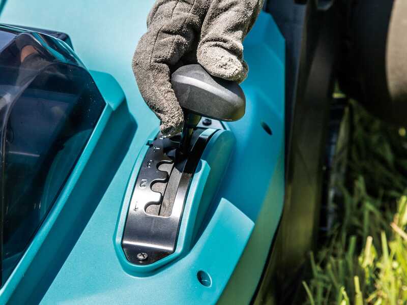 Makita LM004GZ XGT - Tondeuse &agrave; batterie 40V - Coupe 43 cm - SANS BATTERIE ET SANS CHARGEUR