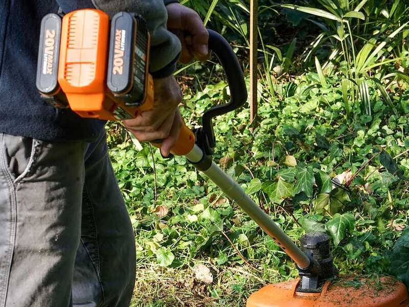 Worx WG183E - D&eacute;broussailleuse &agrave; batterie 40V 2x20/2Ah + 2 batteries 20/2Ah offertes