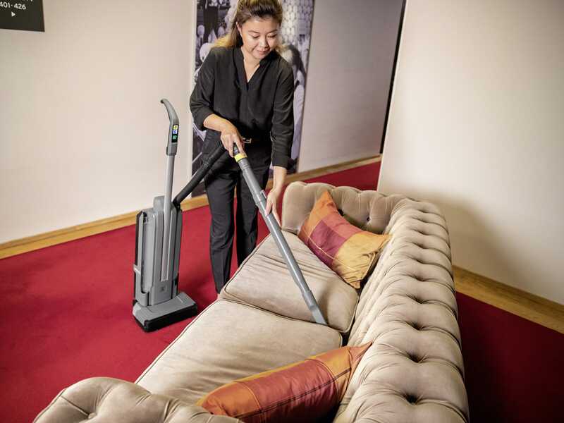 Karcher CV 30/2 Bp Adv - Nettoyeur de tapis - Aspirateur sans fil - 36V 6 Ah