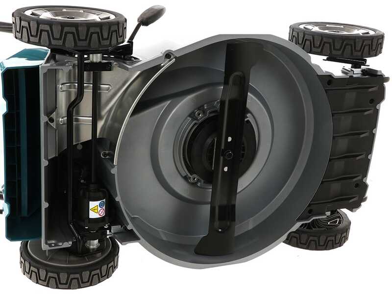 Makita DLM533 - Tondeuse &agrave; gazon tract&eacute;e &agrave; batterie - 4x18V/5Ah - Coupe 53 cm