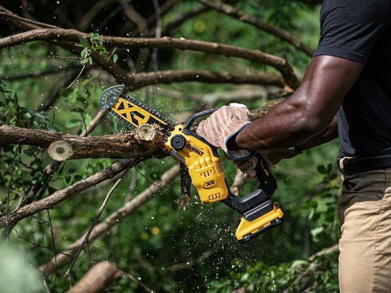 DeWalt DCMPS520N-XJ - Tron&ccedil;onneuse de taille &eacute;lectrique  - 18V - SANS BATTERIE NI CHARGEUR