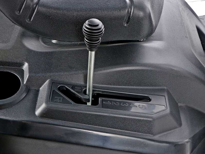 GeoTech RTM 75-685 S - Tracteur tondeuse  - Bo&icirc;te m&eacute;canique - &Eacute;jection lat&eacute;rale