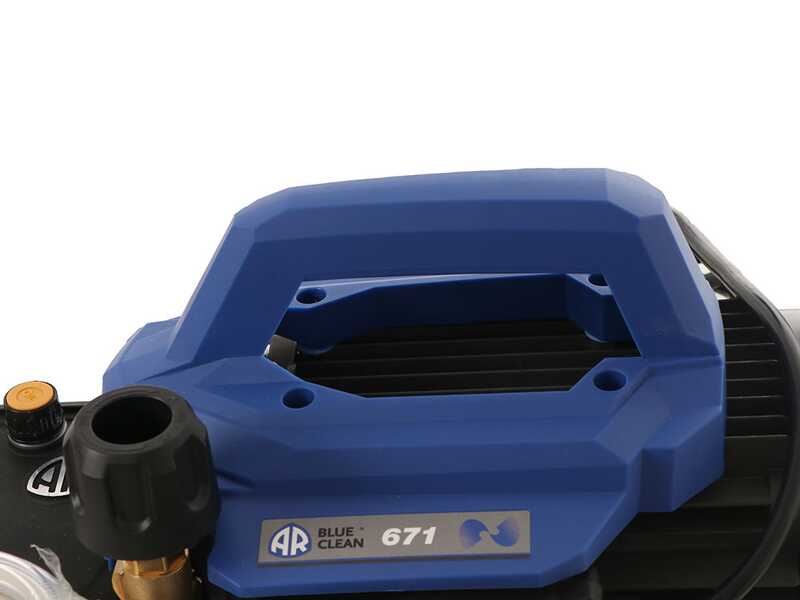 Annovi Reverberi 671- Nettoyeur haute pression &agrave; eau froide -180 bar max - D&eacute;bit 510 l/h