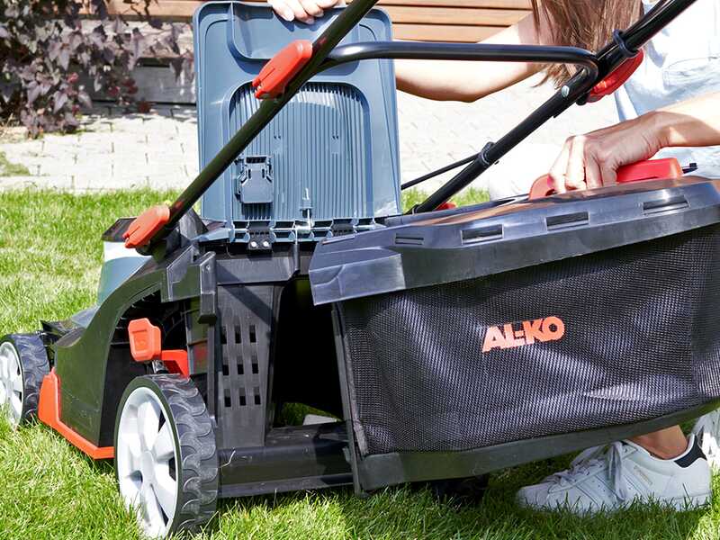 AL-KO 38.2 Li Comfort - Tondeuse &agrave; gazon sur batterie - Coupe 38 cm - 2x 18V/4,0Ah