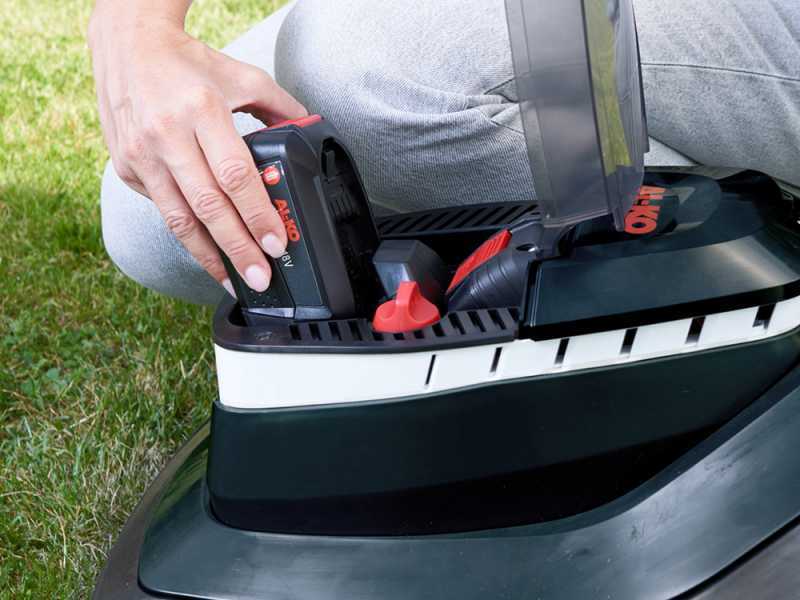 AL-KO 382 Li Premium - Tondeuse &agrave; gazon sur batterie - Coupe 38 cm - 2x 18V/5,0Ah