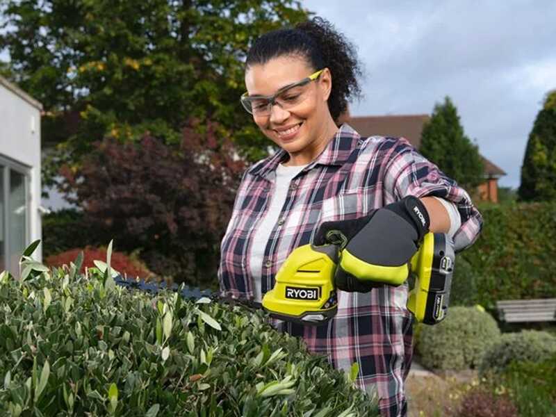 Ryobi RY18GSA-0 - Cisaille &agrave; gazon &agrave; batterie - 18V 2Ah