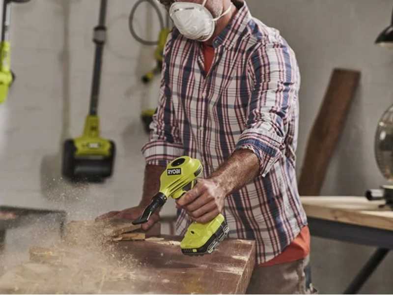 Ryobi RVI18-0 - Compresseur portatif &agrave; batterie - 18V - SANS BATTERIE ET SANS CHARGEUR