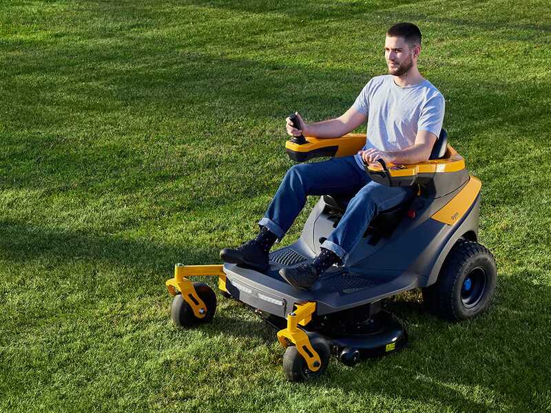 Stiga Gyro 500e - Tracteur tondeuse axiale &agrave; batterie - Moteur &eacute;lectrique &agrave; batterie 48V / 40Ah
