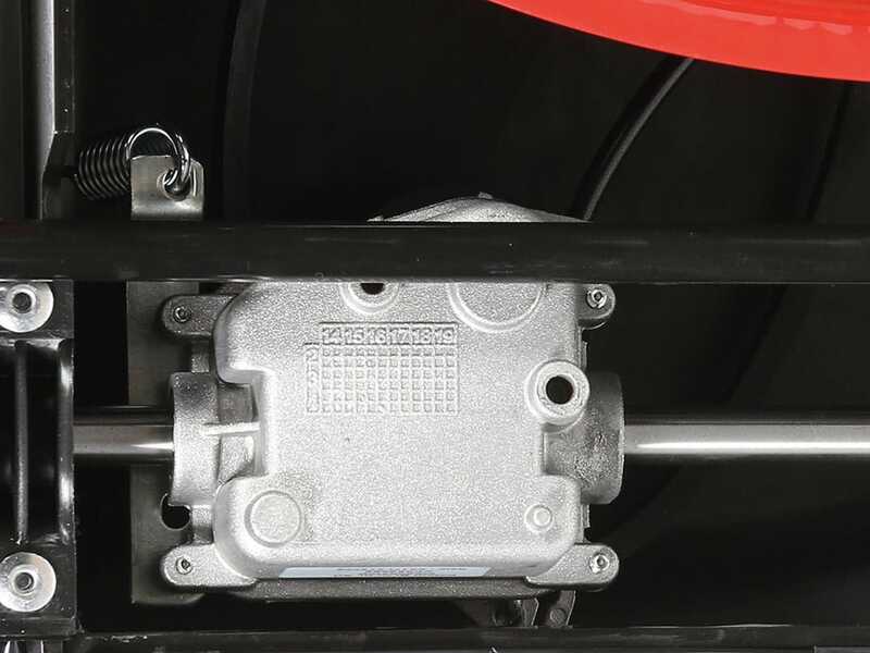 Tondeuse &agrave; gazon thermique tract&eacute;e GRINDER 4x4 SH - Avec moteur Honda GCVx 200  - Coupe 52cm - double lame mulching