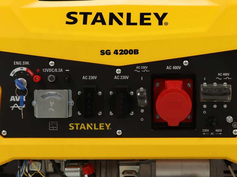 Stanley SG 4200B - G&eacute;n&eacute;rateur de courant &agrave; essence - AVR - 4.3 kW - Continu 4.0 kW Triphas&eacute;