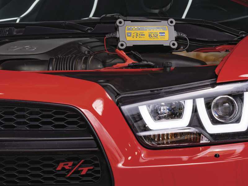 GYS Flash 6.12 - Chargeur et mainteneur de charge automatique - Batteries 12 V de 1,2 &agrave; 125 Ah