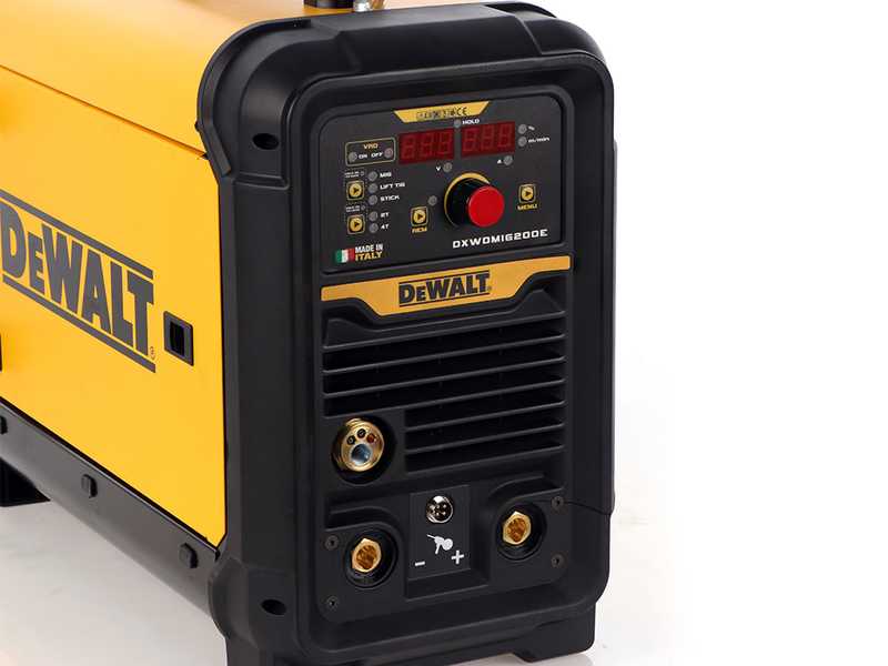 De Walt DXWDMIG 200E - Poste &agrave; souder Inverter Multiproc&eacute;d&eacute; (MIG-MAG/MMA/TIG Lift) - &agrave; courant continu (DC)