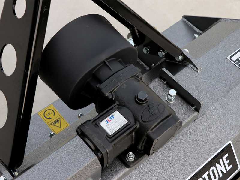 BlackStone BL 80 - Broyeur sur Tracteur - S&eacute;rie l&eacute;g&egrave;re