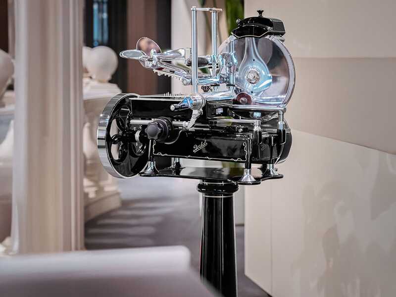 Berkel B2 Noire - Trancheuse &agrave; volant - Lame en acier chrom&eacute; de 265 mm