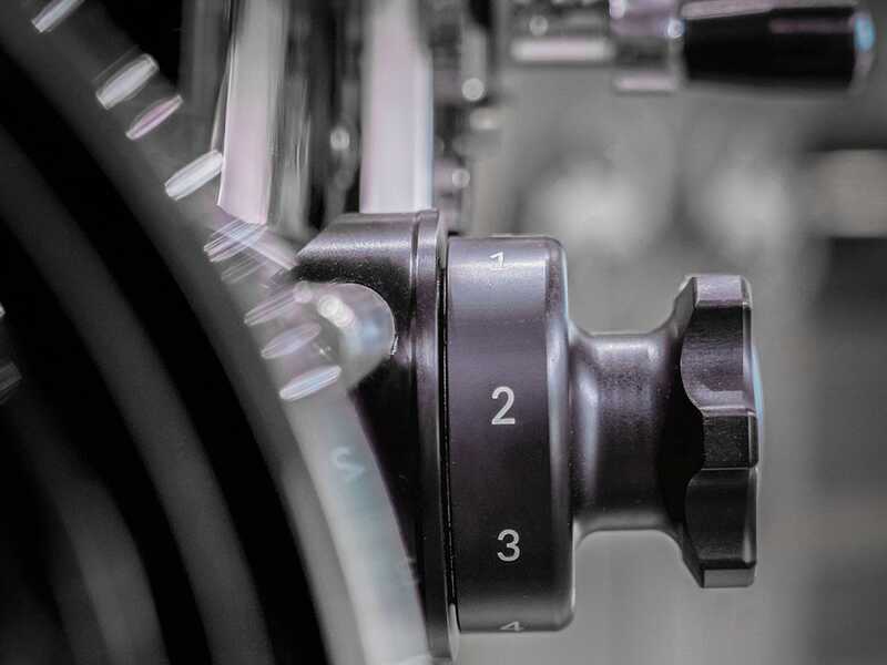 Berkel B2 Noire - Trancheuse &agrave; volant - Lame en acier chrom&eacute; de 265 mm