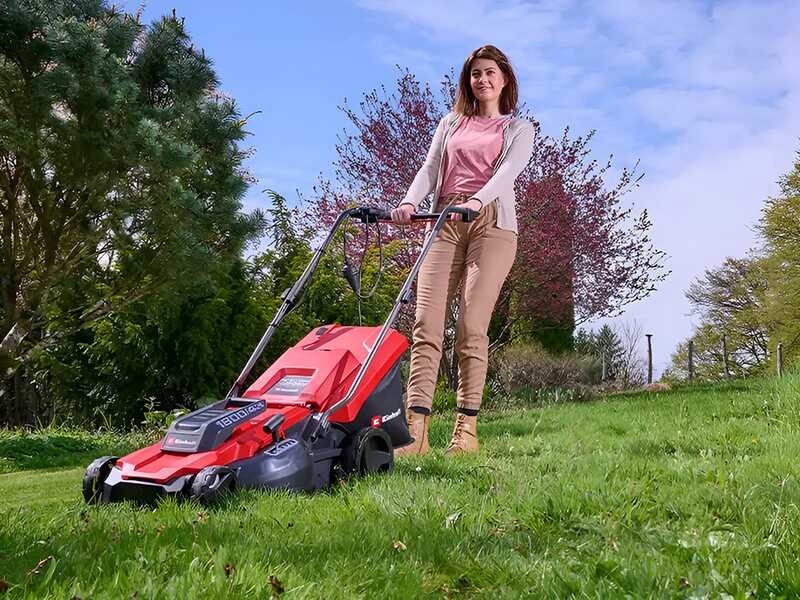 Einhell GC-EM 1800/43 - Tondeuse &agrave; gazon &eacute;lectrique - 1800W - Coupe de 43&nbsp;cm