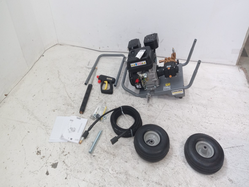 OUTLET - PETITS D&Eacute;FAUTS ESTH&Eacute;TIQUES - Karcher Pro HD 6/15 G Classic - Nettoyeur haute pression thermique - Moteur Loncin G200FA - &agrave; essence