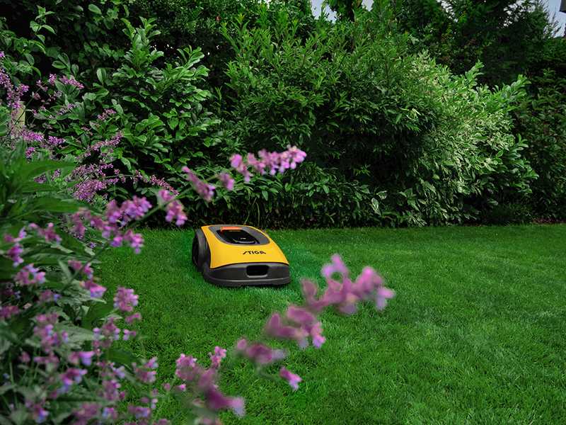 Stiga A 300 - Robot tondeuse - avec batterie E-Power de 2 Ah
