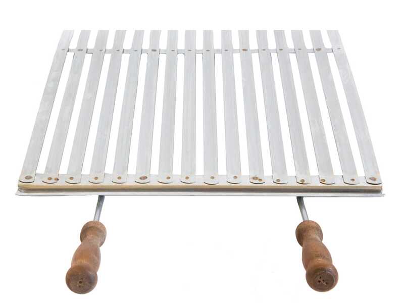 Cruccolini - Grille en acier inoxydable - Poign&eacute;es en bois anti-br&ucirc;lures