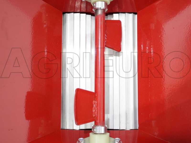 Fouloir &agrave; brancard manuel avec timon et rouleaux aluminium - grand mod&egrave;le