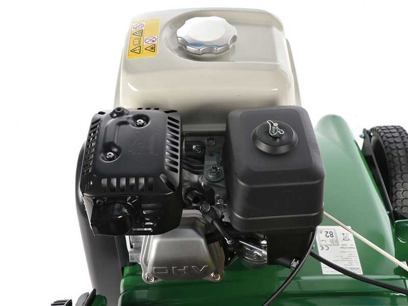 Marina Systems Picky H - Balayeuse &agrave; moteur thermique - Moteur Honda GP 160