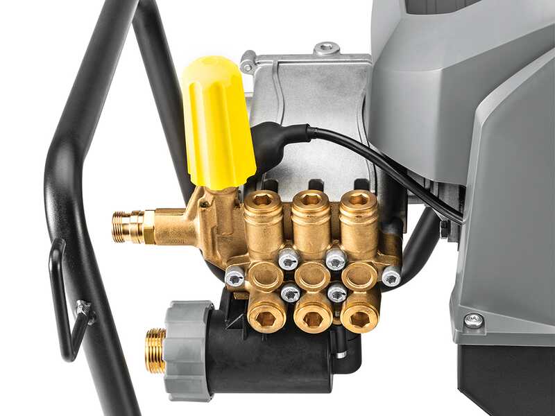 Karcher Pro HD 7/18-4 M Classic - Nettoyeur haute pression industriel &agrave; eau froide - Triphas&eacute; - 220 bar - 750 l/h