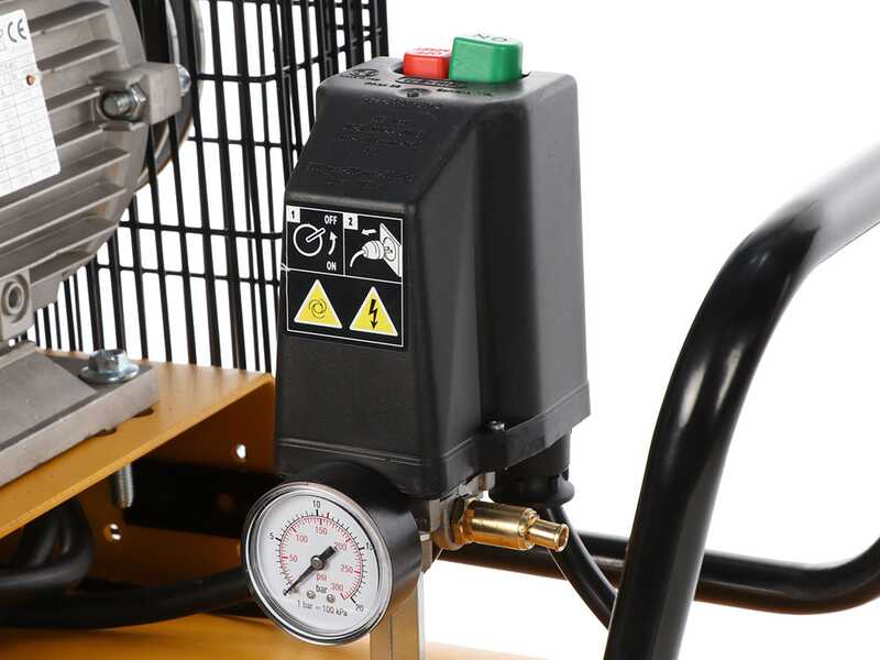 DEWALT DXCMB4T270HCE - Compresseur d'air &eacute;lectrique triphas&eacute; par courroie - Moteur 4 CV &ndash; 270 L