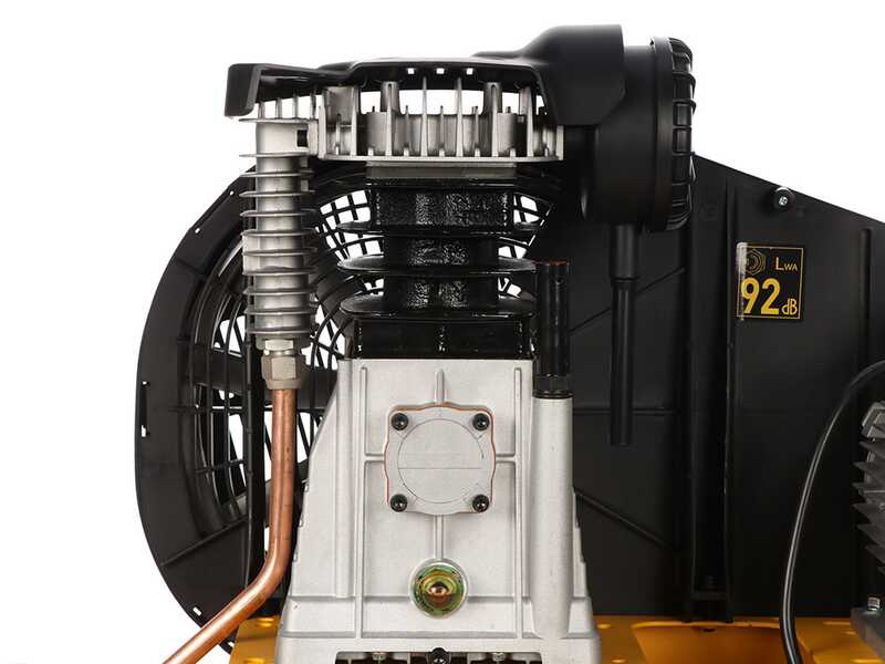 DeWalt DXCMB3T201HE - Compresseur d'air &eacute;lectrique triphas&eacute; par courroie - Moteur 3 CV &ndash; 200 L