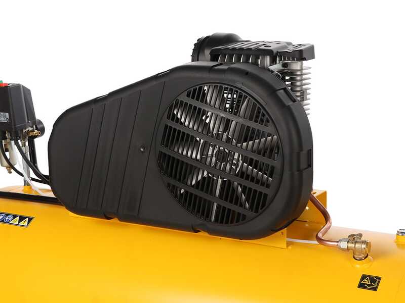 DeWalt DXCMB4T200HE - Compresseur d'air &eacute;lectrique triphas&eacute; par courroie - Moteur 4 CV &ndash; 200 L
