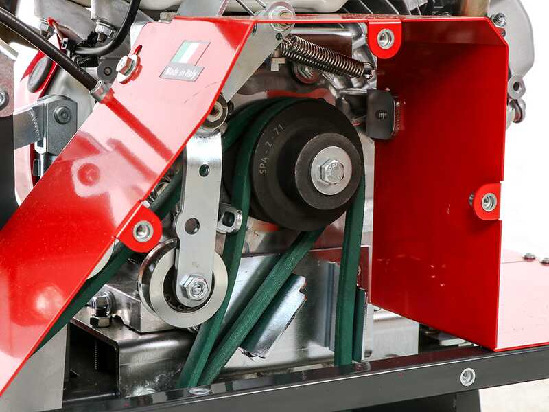 Benassi L300 - D&eacute;plaqueuse de gazon tract&eacute;e - Honda GX160 - 5.5 CV