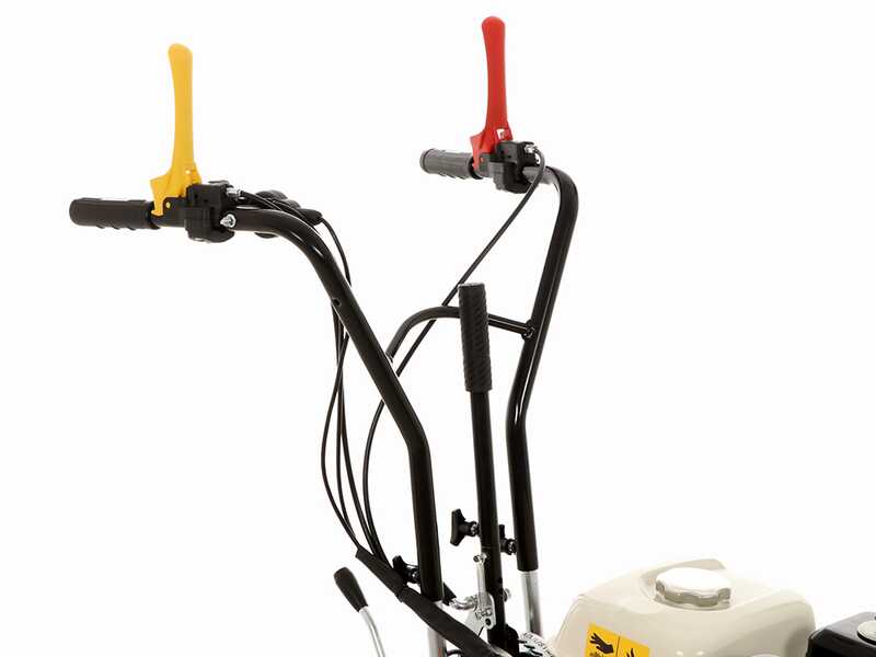 Benassi L300 - D&eacute;plaqueuse de gazon tract&eacute;e - Honda GX160 - 5.5 CV
