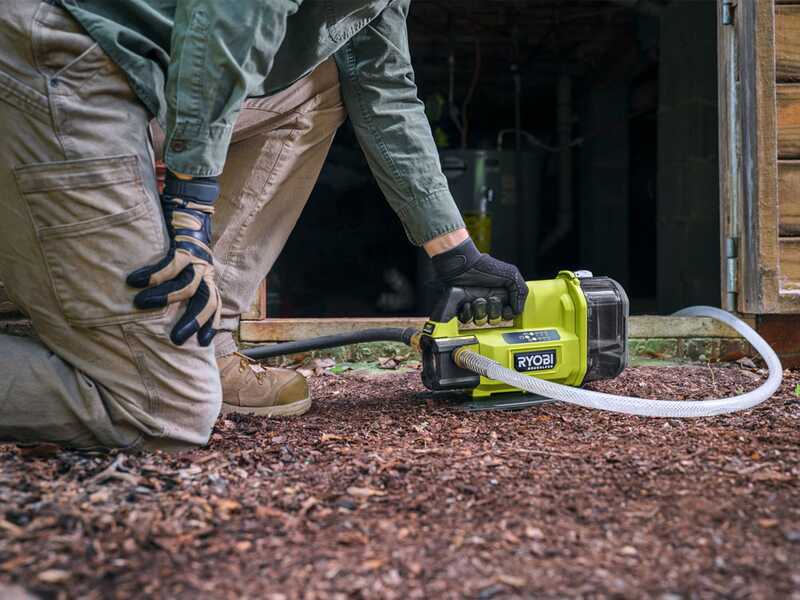 Ryobi RY18TPXA-0 - Pompe auto-amor&ccedil;ante &agrave; batterie - 18 V - SANS BATTERIES NI CHARGEUR