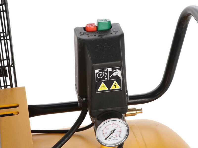 DeWalt DXCMB55T271HCE - Compresseur d'air &eacute;lectrique triphas&eacute; &agrave; courroie - Moteur 5,5 CV &ndash; 270 L