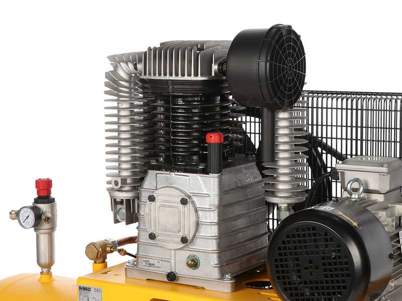 DeWalt DXCMB55T271HCE - Compresseur d'air &eacute;lectrique triphas&eacute; &agrave; courroie - Moteur 5,5 CV &ndash; 270 L