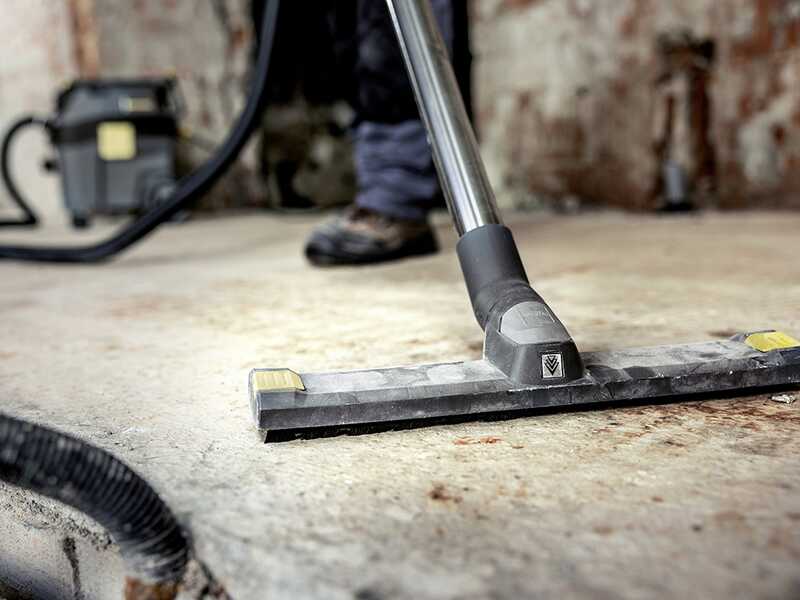 Karcher Pro NT 30/1 Tact Te M - Aspirateur eau et poussi&egrave;res - Cuve de 30 L - 1380 W
