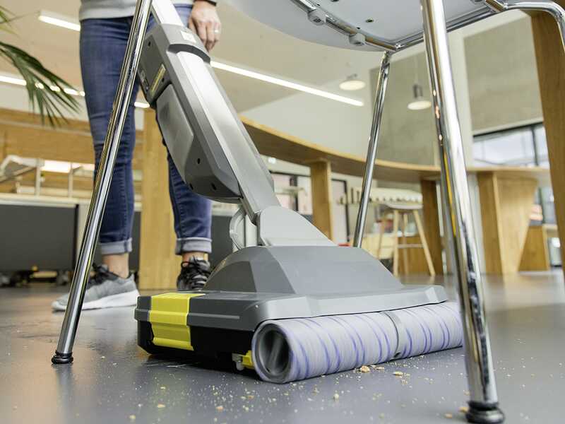 Karcher BR 30/1 C Bp Pack 18/30 - Nettoyeur de sols &agrave; batterie 3 en 1 : lave, s&egrave;che, aspire