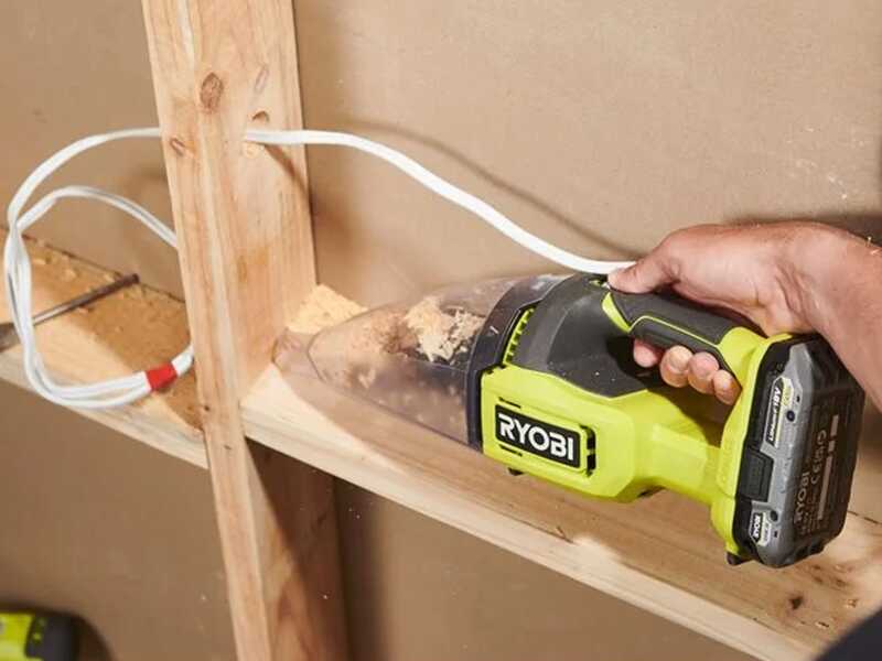 Ryobi RHV18F-0 - Ramasse-miettes &agrave; batterie avec rallonge - 18 V - 2 Ah