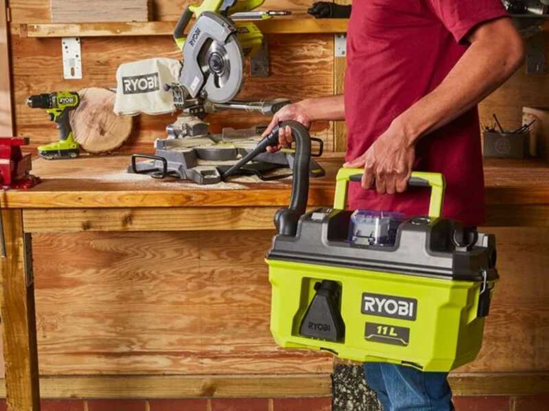 Ryobi RV1811-0 - Aspirateur portable pour eau et poussi&egrave;res, &agrave; batterie - 18 V 2 Ah