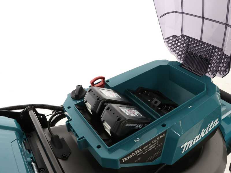 Makita DLM462Z - Tondeuse &agrave; gazon autotract&eacute;e &agrave; batterie - 4x18V/5Ah - Coupe 46 cm