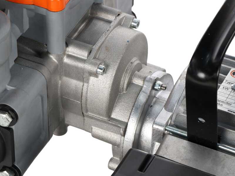 Kit motopompe &eacute;lectrique de pulv&eacute;risation avec chariot - Comet MTP BPX25 PP - Pour produits chimiques et acides