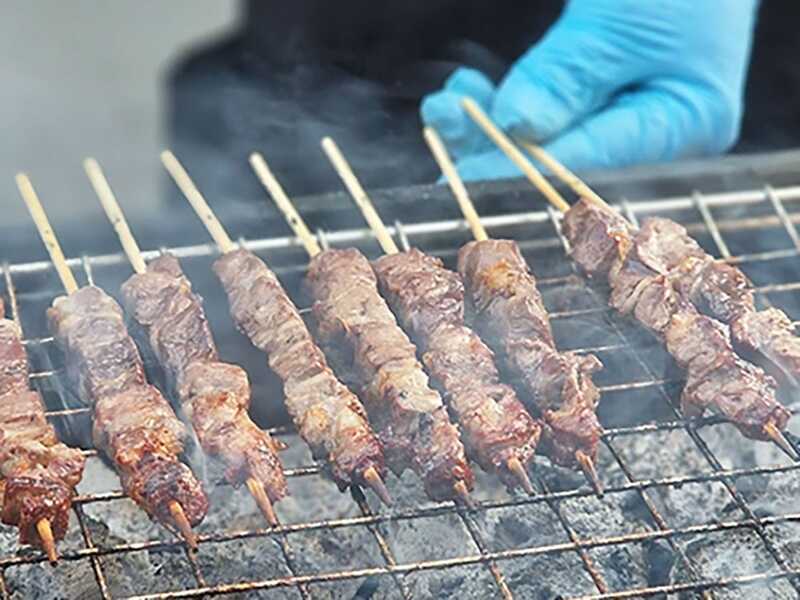 Barbecue de table &agrave; charbon Dalmazio - Artisanal - Coque rouge