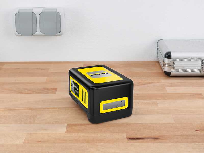 Karcher WD 2-18 - Aspirateur multifonction - Bidon 12 L - 18 V - 5 Ah