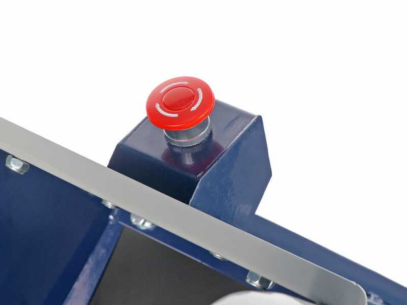 BullMach ZEUS 60 D - Broyeur de branches thermique - Moteur Ducar DH212