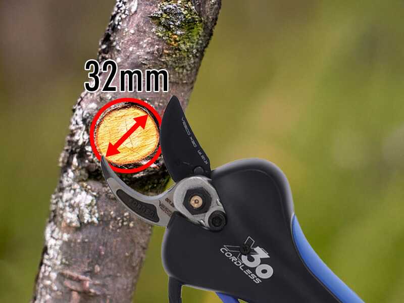 VESCO X30 - S&eacute;cateur &eacute;lectrique de taille &agrave; batterie - 2x 14,4 V 2,6 Ah