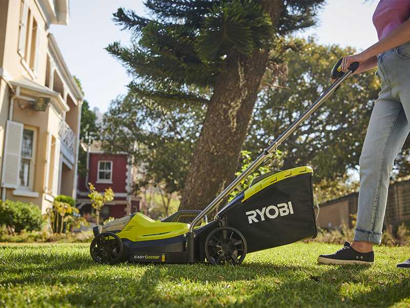 Ryobi OLM1833B - Tondeuse &agrave; gazon &agrave; batterie 18 V/4 Ah - Largeur de coupe 33 cm