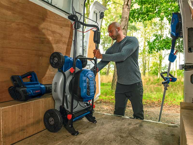 Bosch Professional GRA 18V2-46 SP - Tondeuse &agrave; gazon &agrave; batterie - 2x18 V 5,5 Ah - Largeur de coupe 46 cm